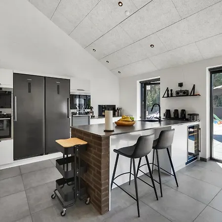Luxurious Home In Blavand With Sauna Дом отдыха